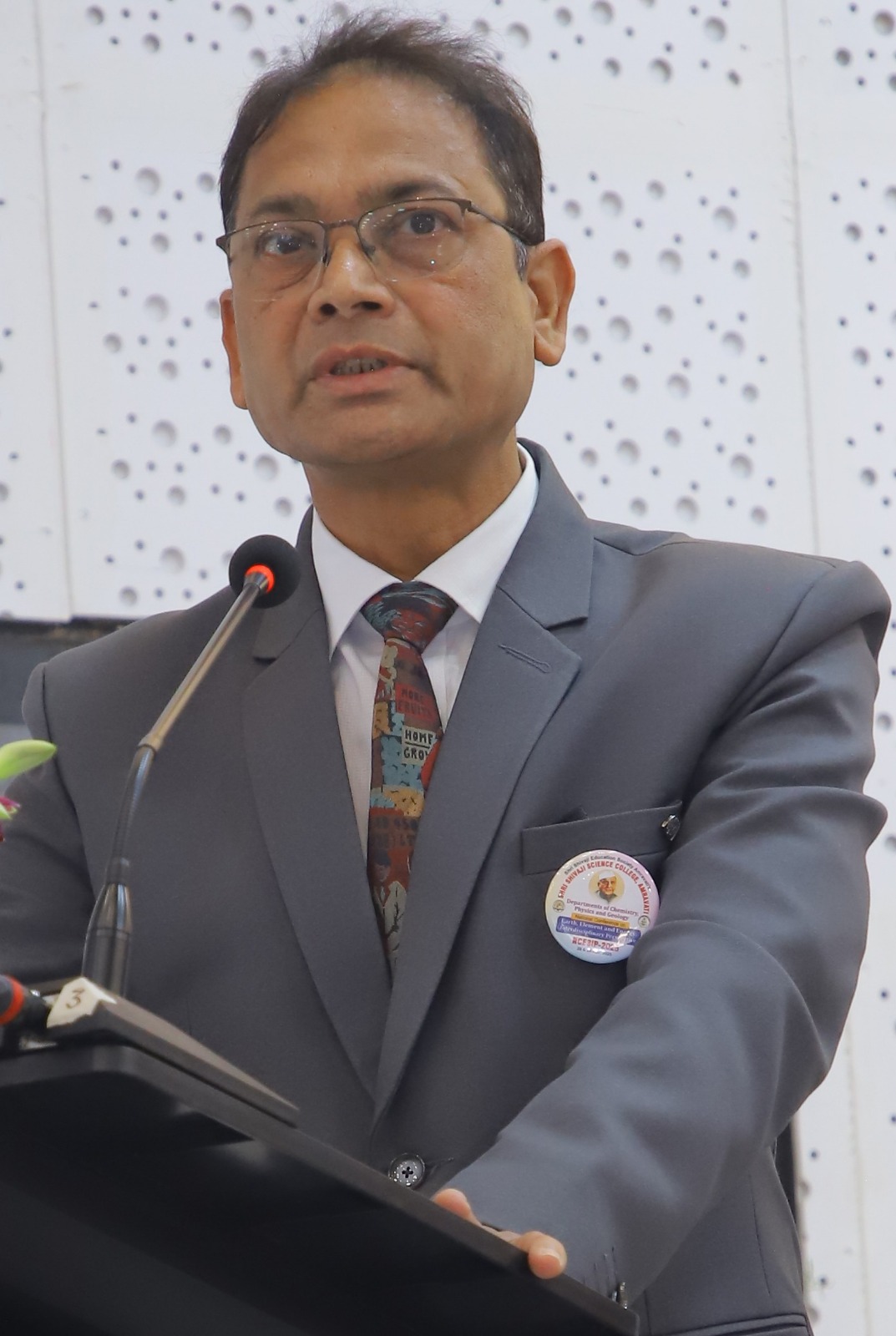 Dr. P. R. Mandlik