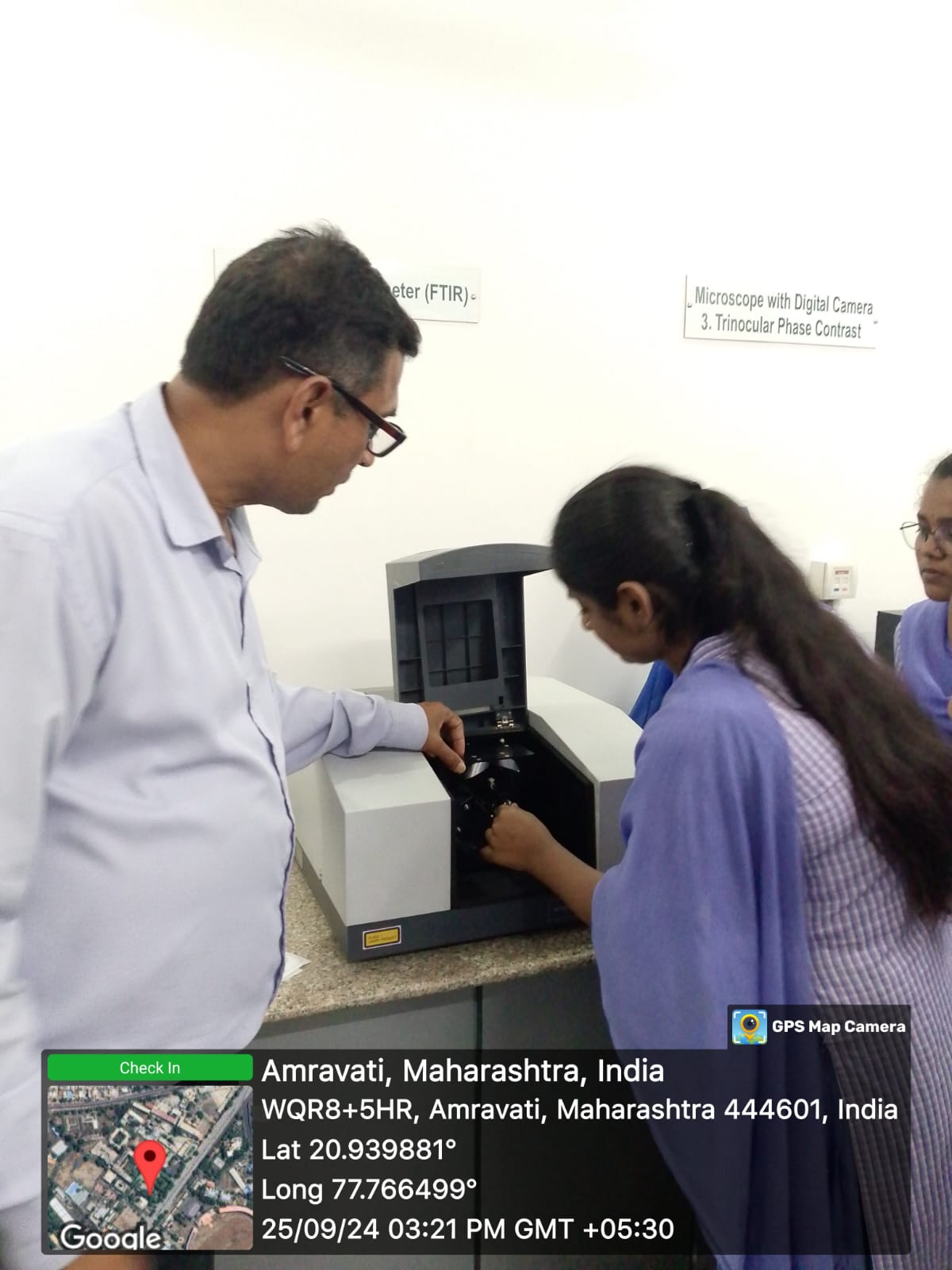 Advanced Instrumentation Techniques and their Practical Applications for for B.Sc. III Students