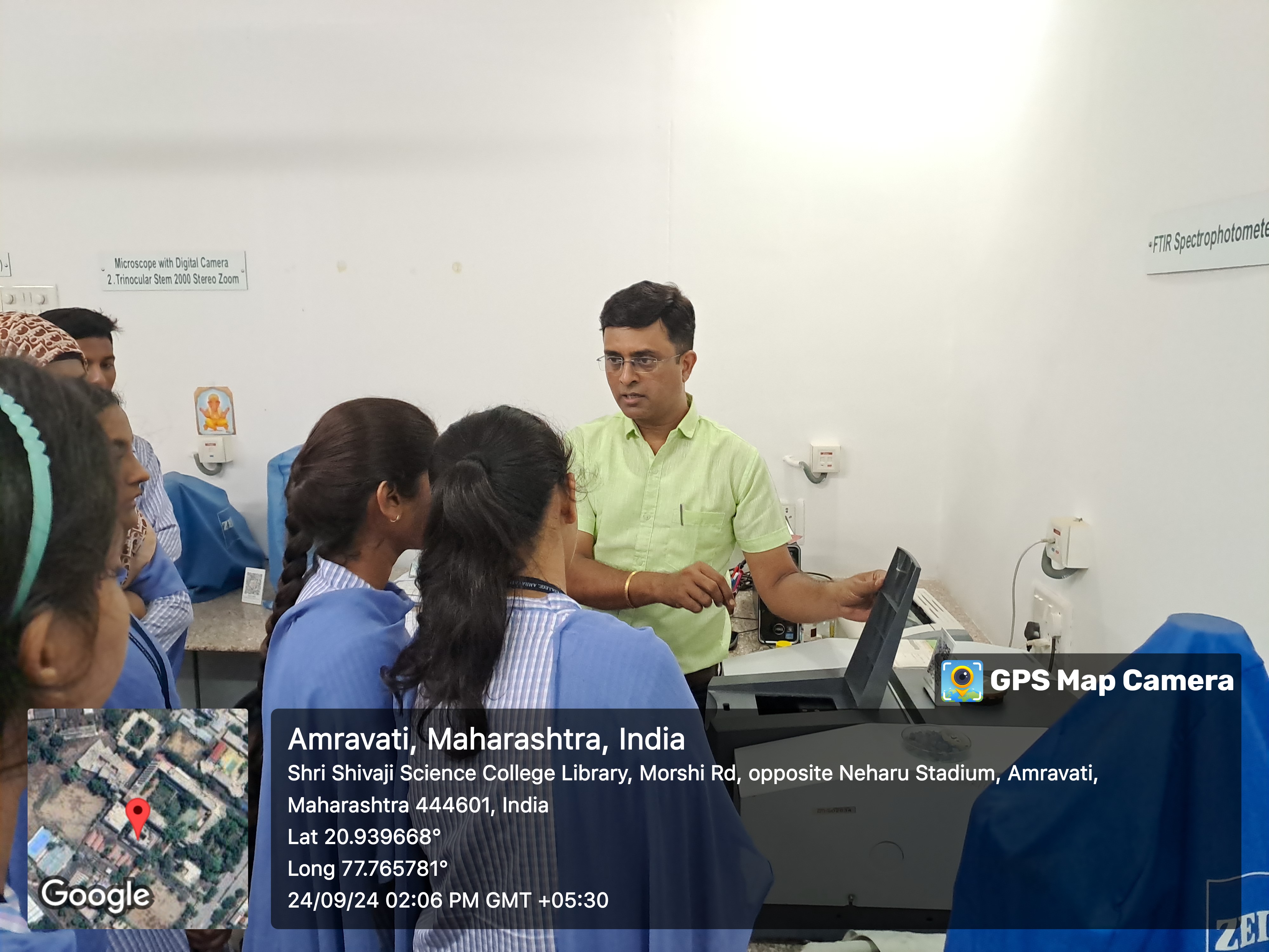 Advanced Instrumentation Techniques and their Practical Applications for for B.Sc. III Students