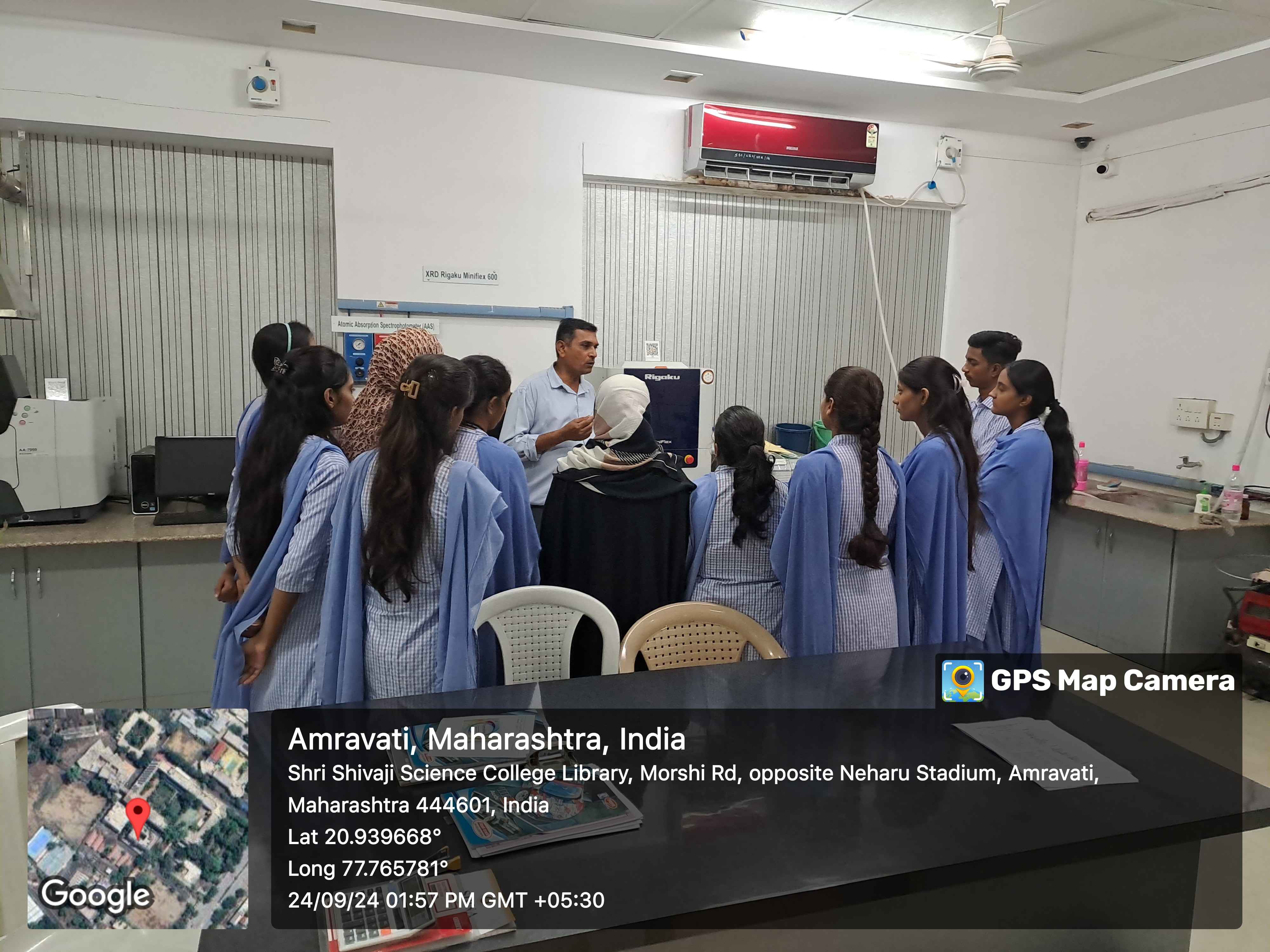 Advanced Instrumentation Techniques and their Practical Applications for B.Sc. III Students