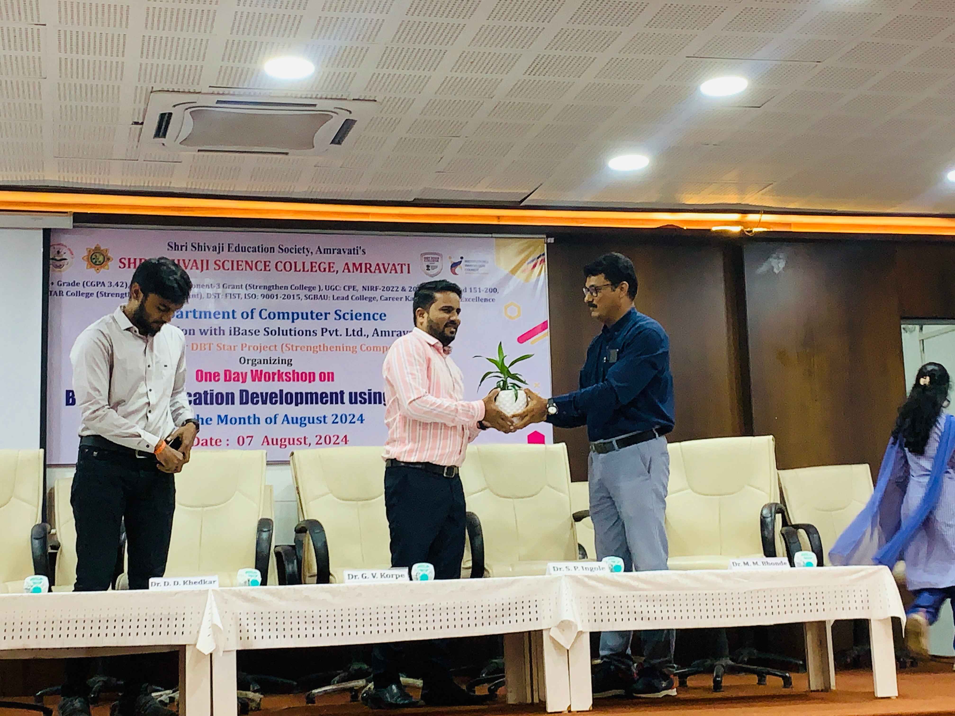 Falicitation of Resource person of One Day Workshop on Big Data Application Development Using MATLAB