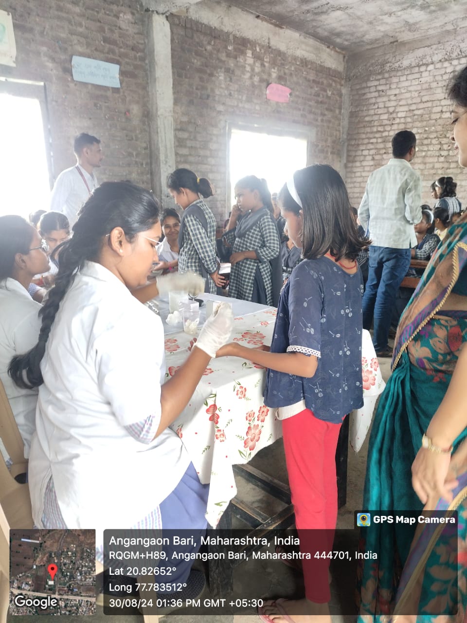Students collecting the blood sample for clinical test