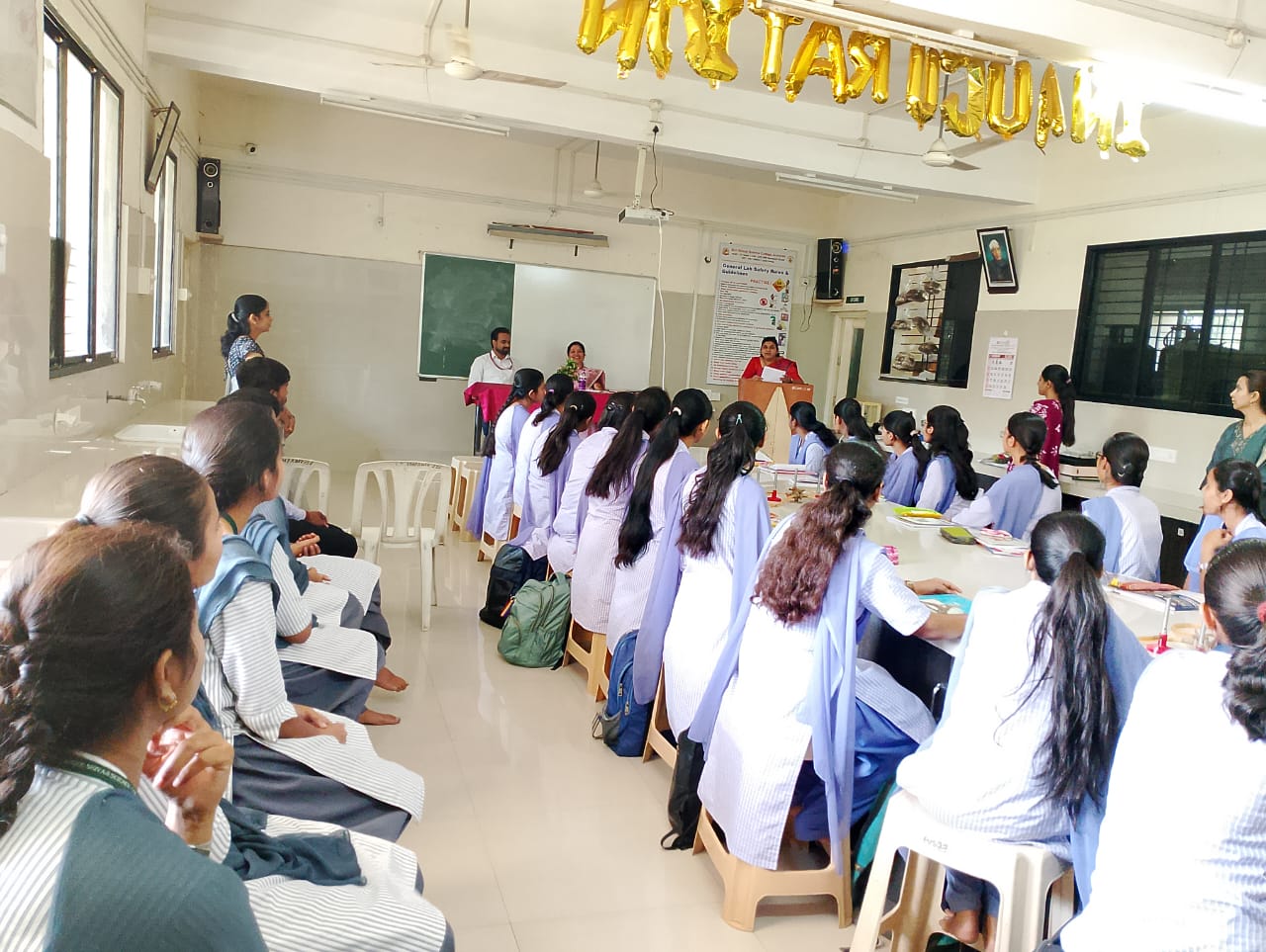 A moment capture from the quiz competition