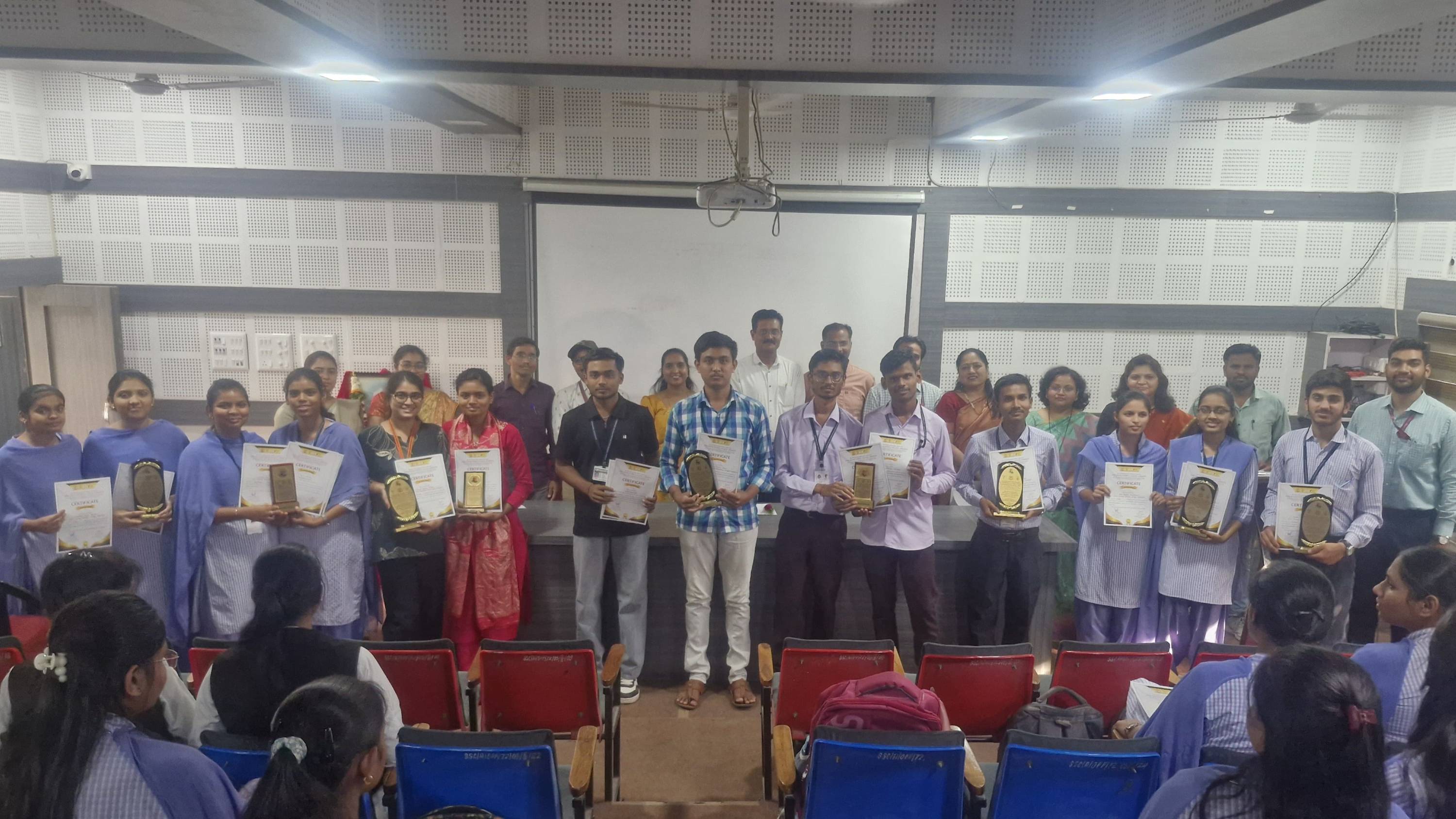 Group Photo with all wining Participants