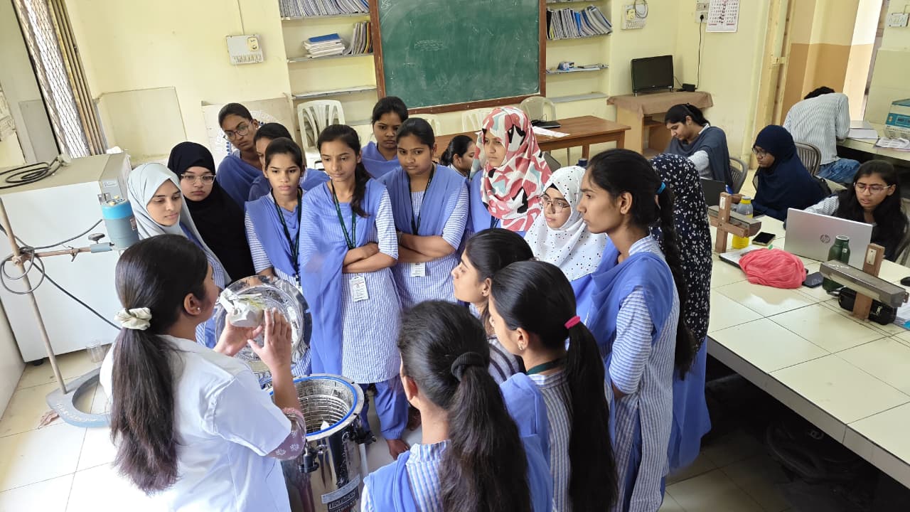 Miss Vaishnvi Kuralkar conducting hands-on training