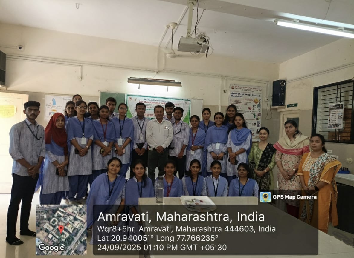 Demonstrating plant tissue culture techniques using Murashige and Skoog medium.