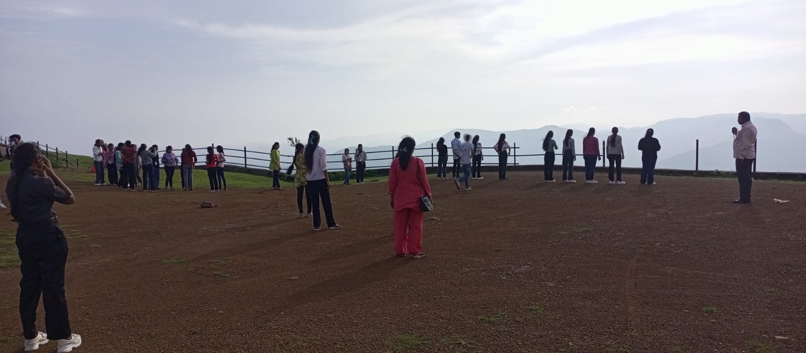 Diversity Exploration in border view