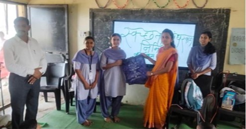 Cloth bag distribution