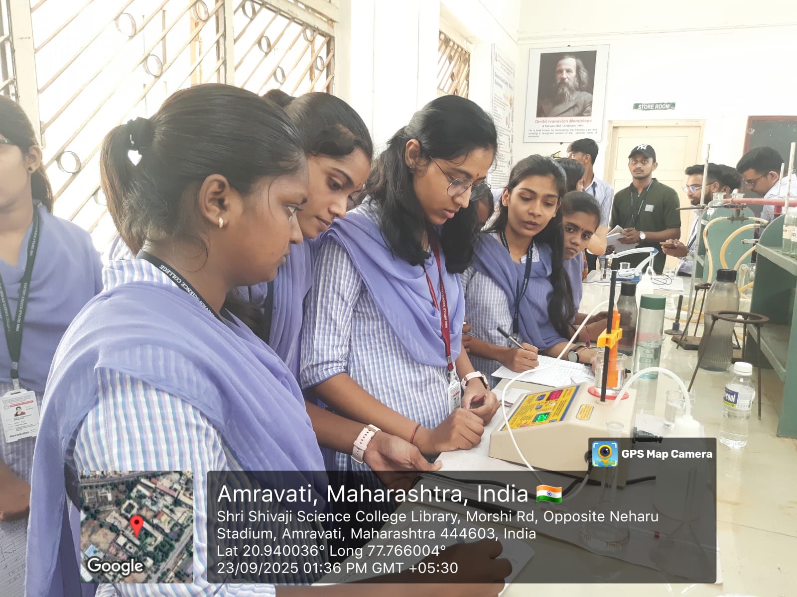 Conductivity measurement by student groups using conductivity meter