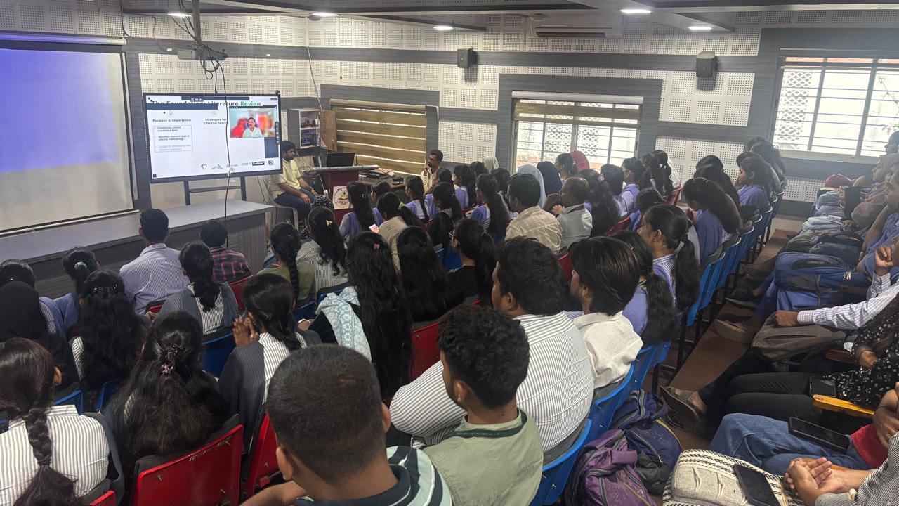 Dr Shri Hari Pingle addressing the Online Guest Lecture