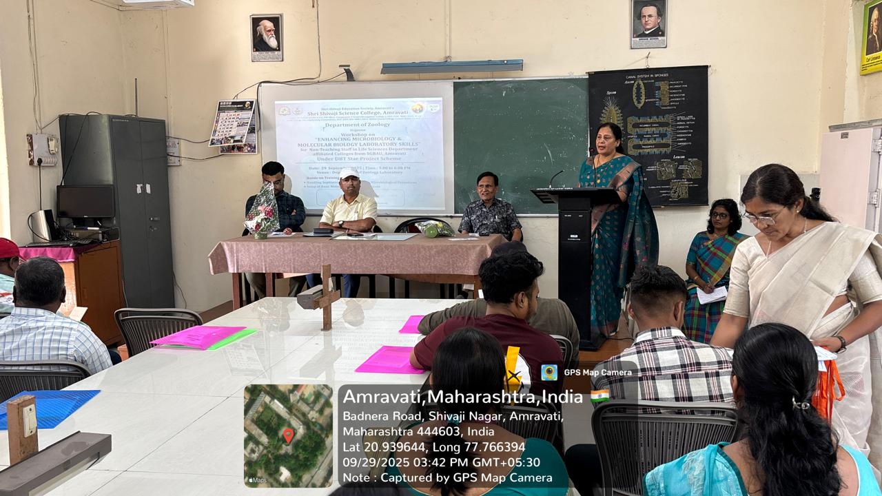 Prof and Head Dr J D Dhote addressing  the participants at the workshop