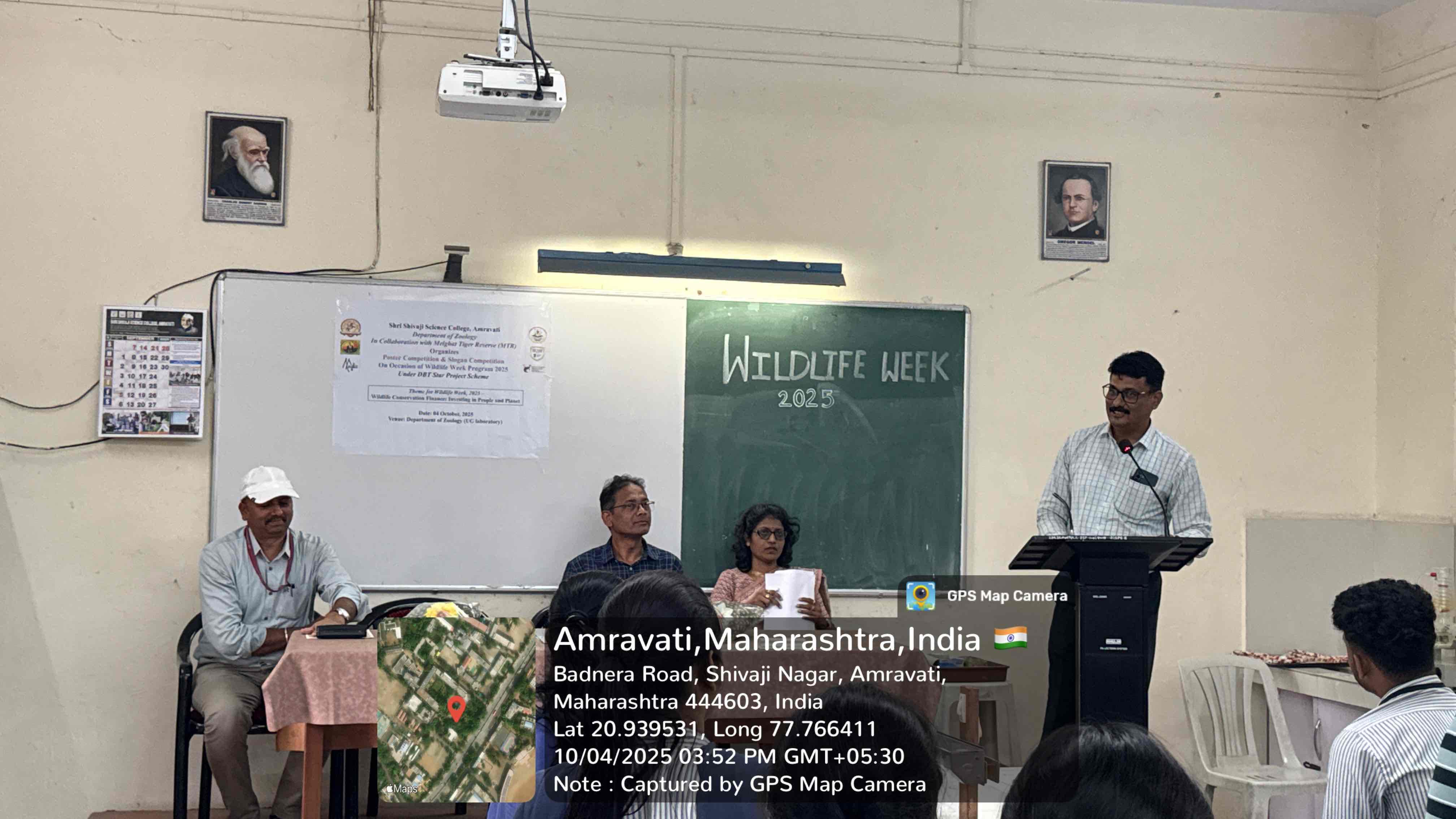 Dr Bhonde, Head Dept of Comp Sci speaking at the inauguration