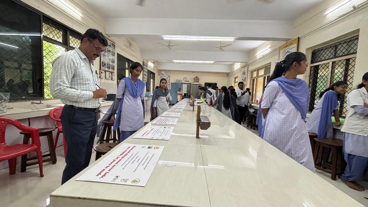 Evaluation of Slogan Posters by the Judges