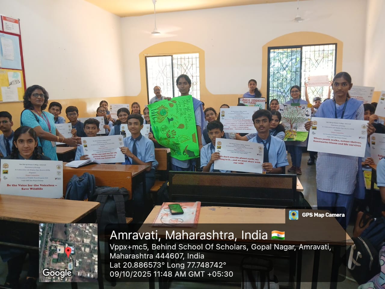 SOS, Amravati School students with awareness posters
