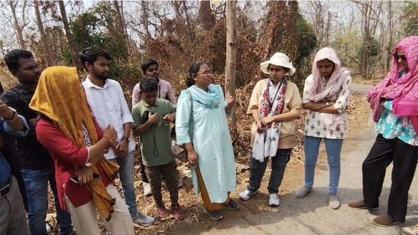 Resource Person Dr. A. U. Kakde Explaining students structure & functions of Ecosystem--