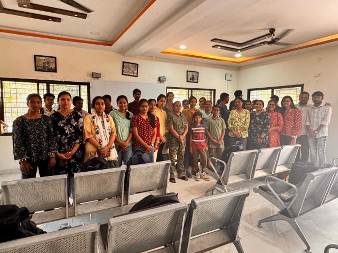 Group photo with RFO 