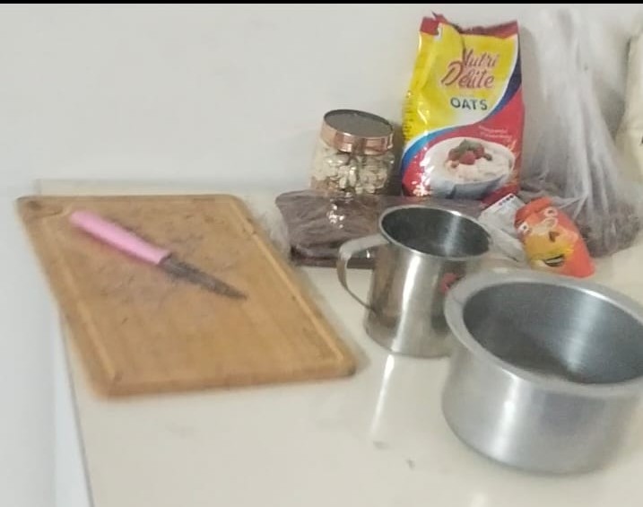 Oats, Cashew, Almonds - etc. material for chocolate